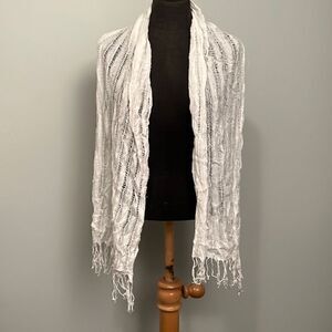 Long, lightweight mesh scarf 